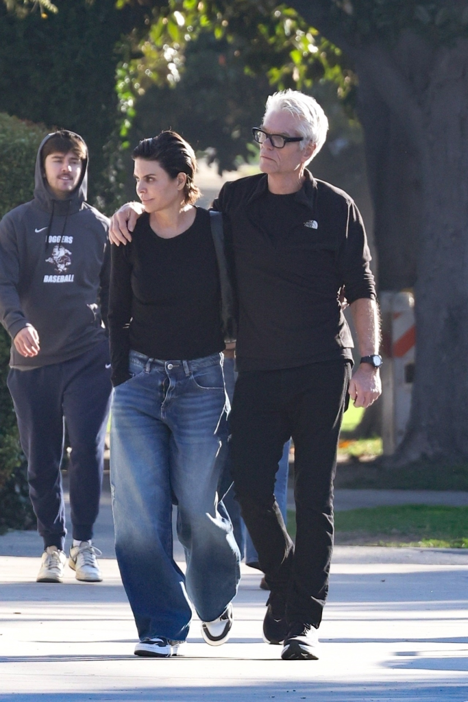 Lisa Rinna addresses longstanding rumors that husband Harry Hamlin is gay