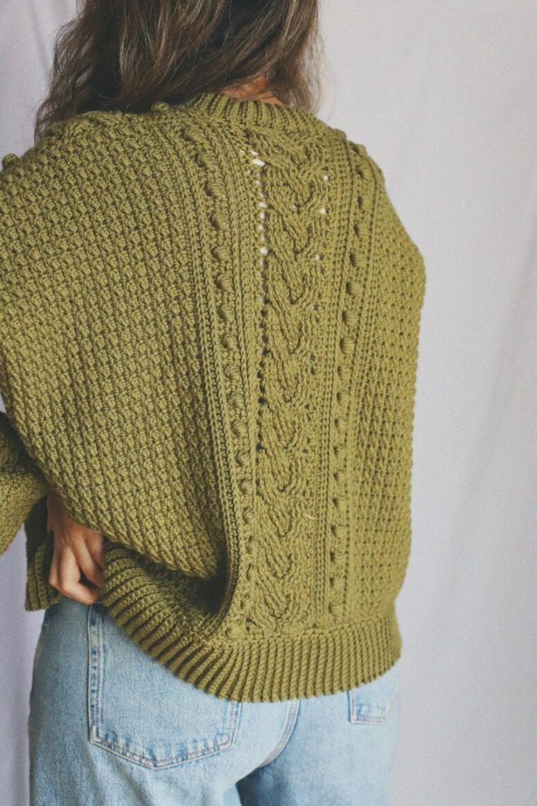 Объемный узор кардигана: как текстура меняет восприятие моды