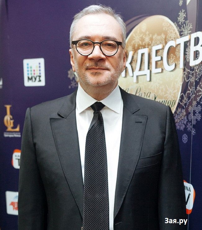 Загадка отношений Константина Меладзе: что стоит за появлением пары на публике?