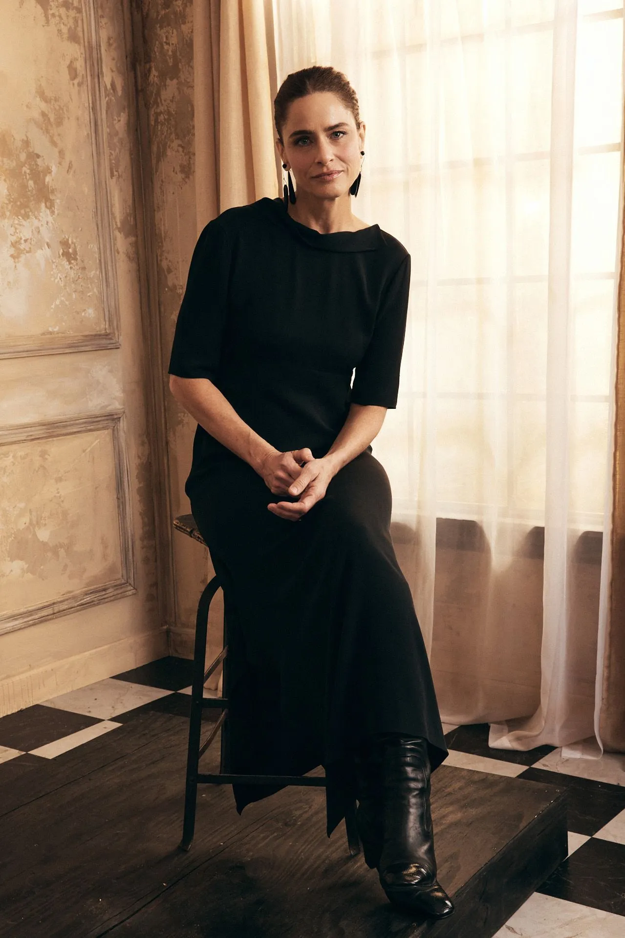 Amanda Peet reveals breast cancer diagnosis