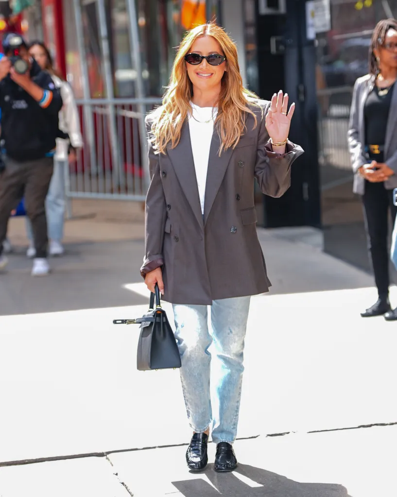 Hilary Duff blasts Ashley Tisdale for lying about &lsquo;toxic&rsquo; mom group: &lsquo;I felt used&rsquo;