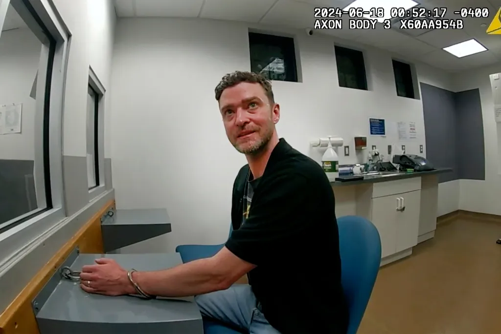 Justin Timberlake jokes about his race being labeled as &lsquo;white&rsquo; in Hamptons DWI arrest video