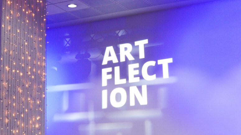 Как комедия с Харламовым и фестиваль ремёсел отражают культурные тренды Москвы в начале марта