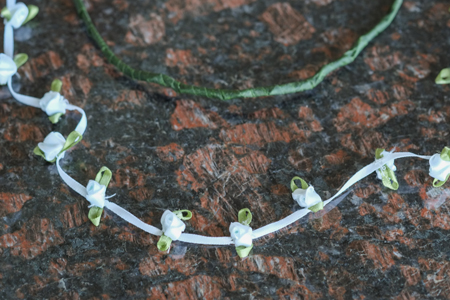 Как создание цветочного венка помогает развивать творческие навыки и укрепляет связь с природой