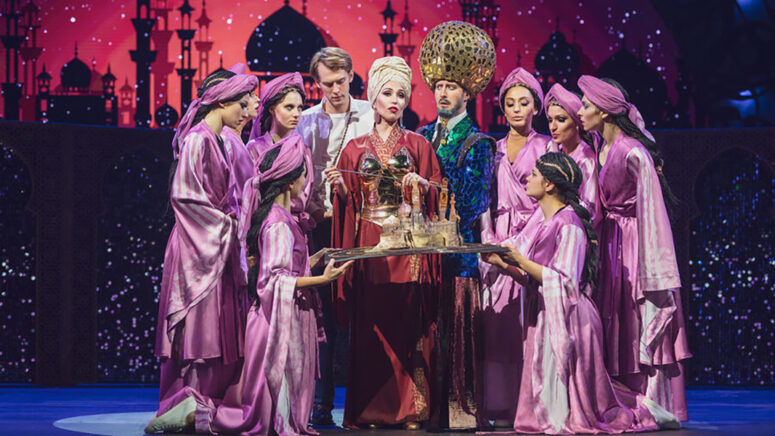 Как комедия с Харламовым и фестиваль ремёсел отражают культурные тренды Москвы в начале марта