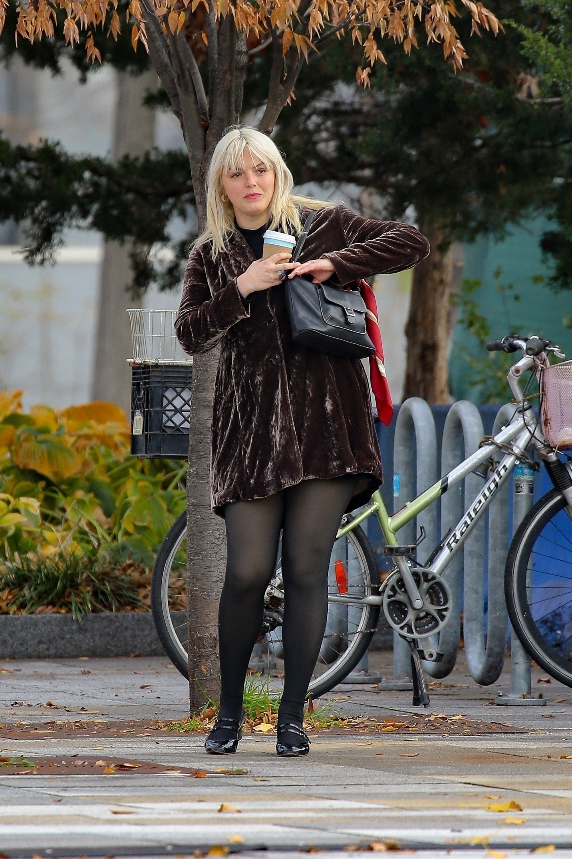 Woman linked to David Harbour kicked out of Lily Allen&rsquo;s producer&rsquo;s party: report