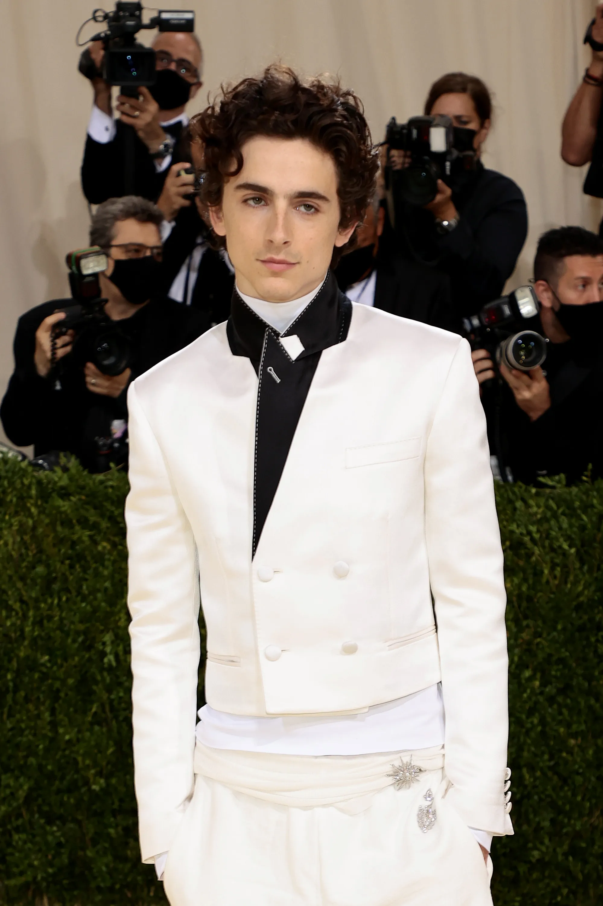 Why Timoth&eacute;e Chalamet missed Met Gala 2026 as girlfriend Kylie Jenner attends