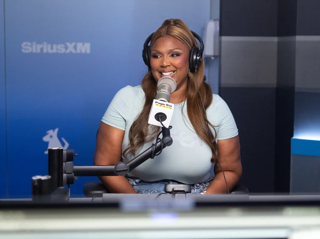 Lizzo spills wild secret from Sports Illustrated Swimsuit show performance: ‘People were slipping and eating s–t’