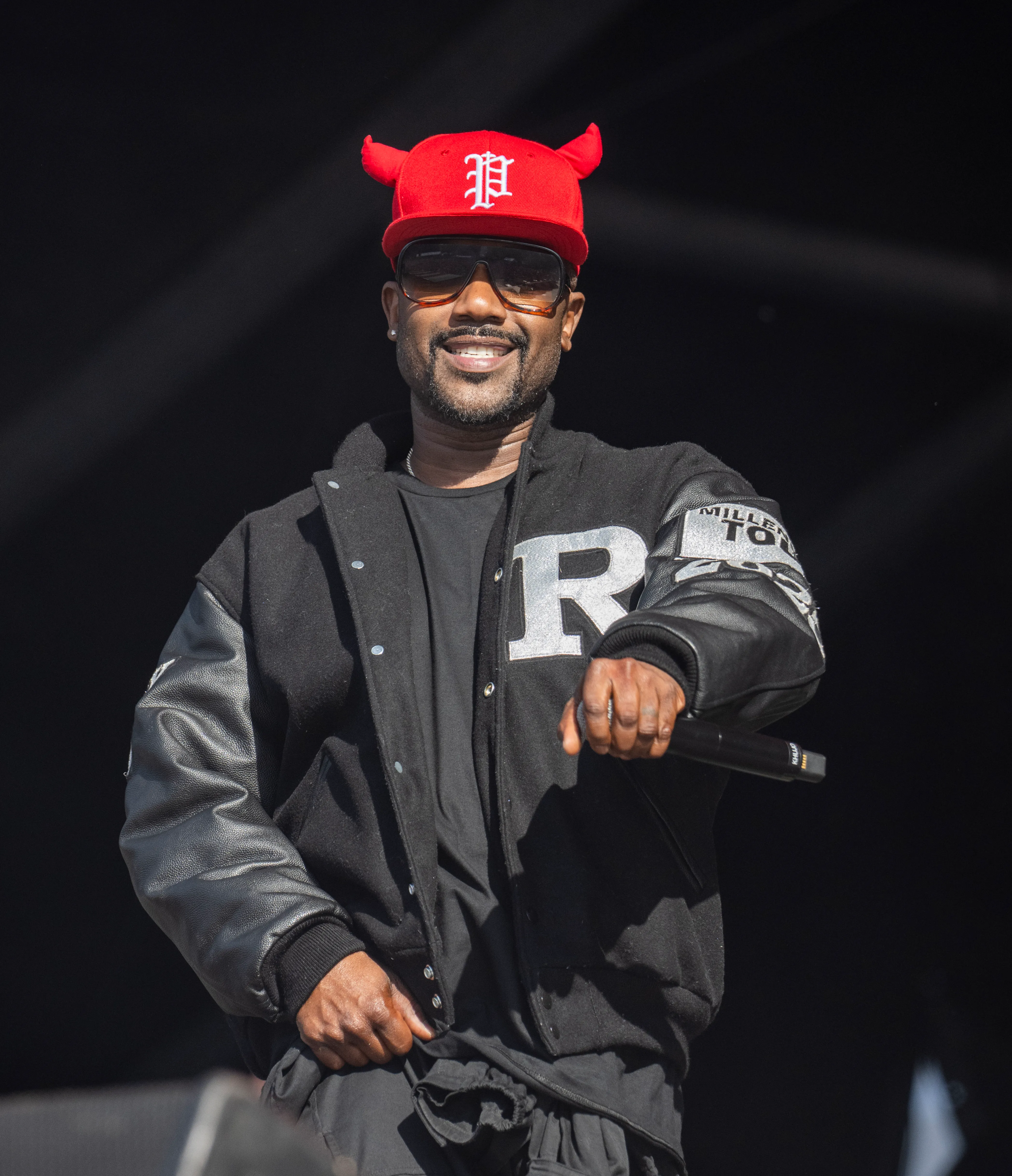 Ray J hospitalized after brutal knockout in MMA fight against Supa Hot Fire: report