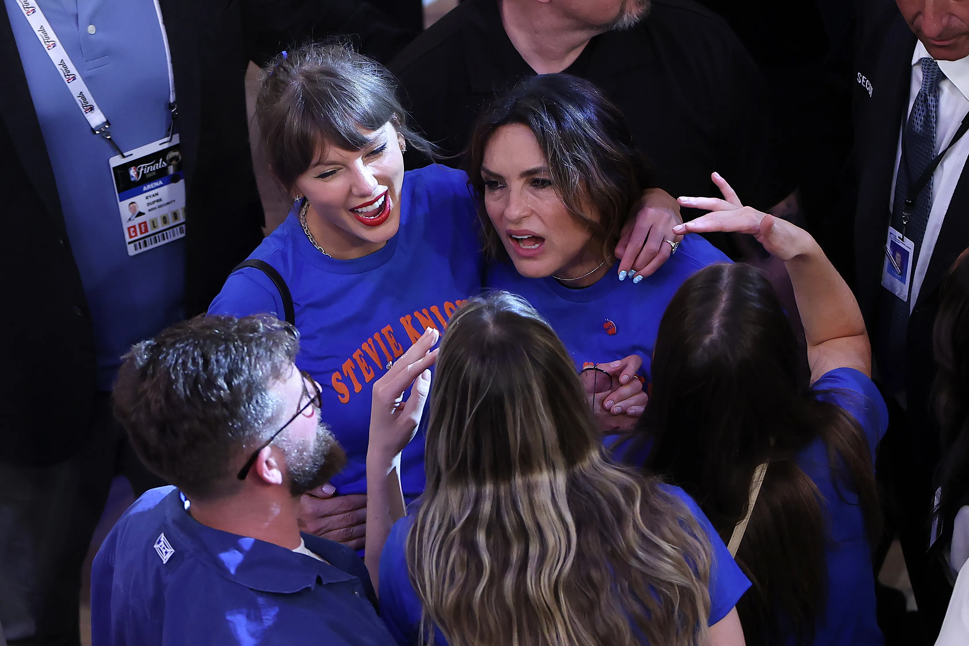 Mariska Hargitay says Knicks comeback win beats out wedding to Peter Hermann as &lsquo;greatest night of my life&rsquo;